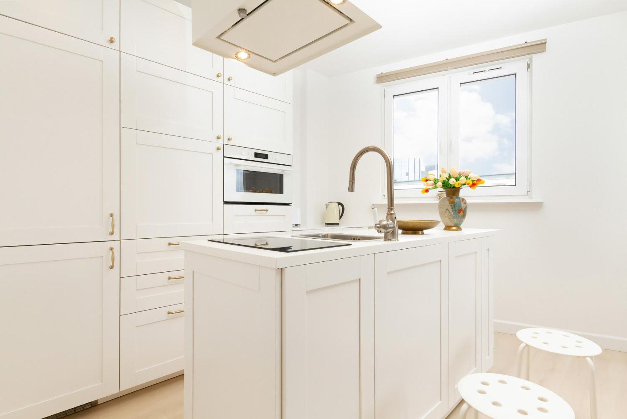 Apartment Sunny For 5 People By Renters Gdynia